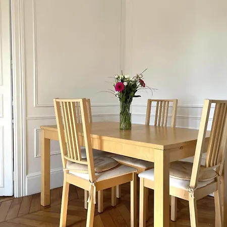 Elegant Haussmann Parisian Flat Close Eiffel Tower Appartamento *